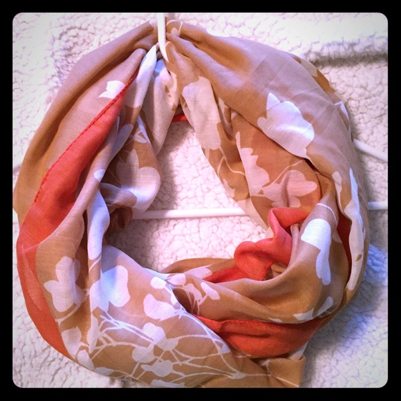 Infinity scarf