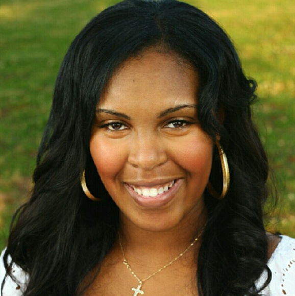 Meet your Posher, Claressa - Picture 1 of 1