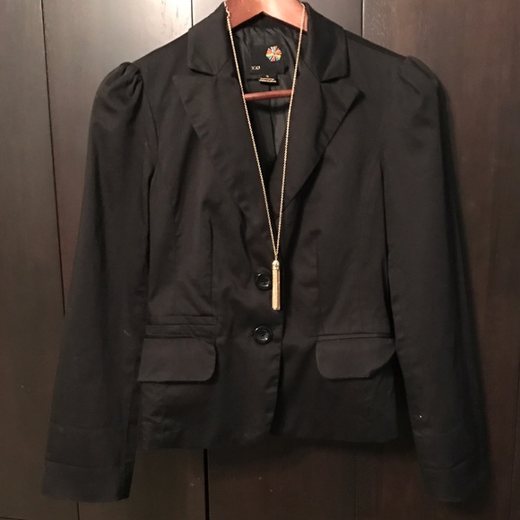 Forever 21 black fitted blazer
