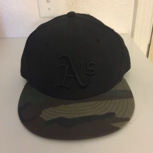 Oakland A's black/Camo hat