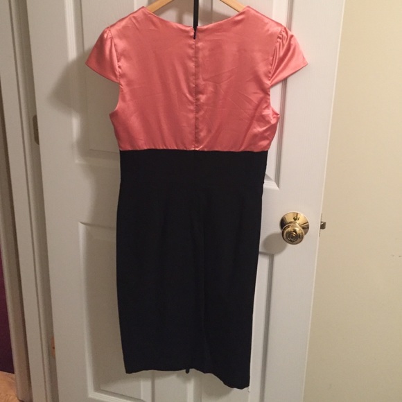 Dress - Picture 3 of 3