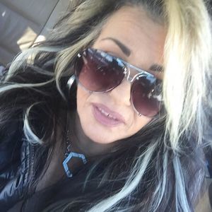 Meet your Posher, Mari