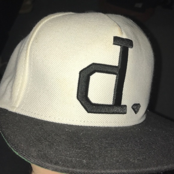 DIAMOND SUPPLY SNAPBACK