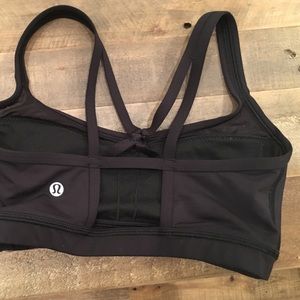 Lululemon bra size 4