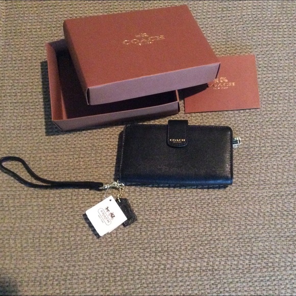 Coach saffiano leather wristlet - Picture 2 of 4