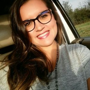 Meet your Posher, Melinda