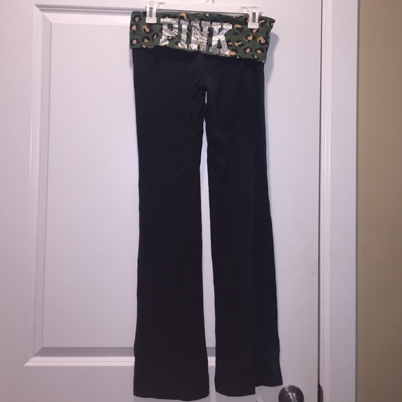 PINK Victoria's Secret Pants - **ONE HOUR SALE** PINK yoga pants