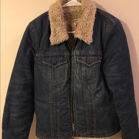 Abercrombie & Fitch denim jacket w Sherpa lining