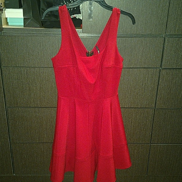 Lulus red dress