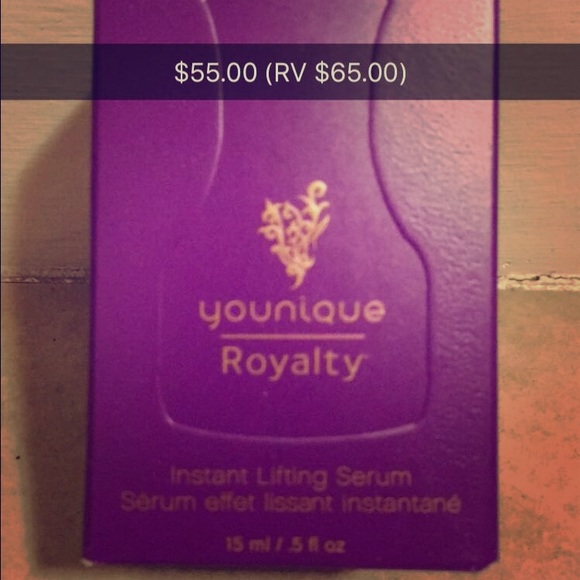 Younique Instant Lifting Serum
