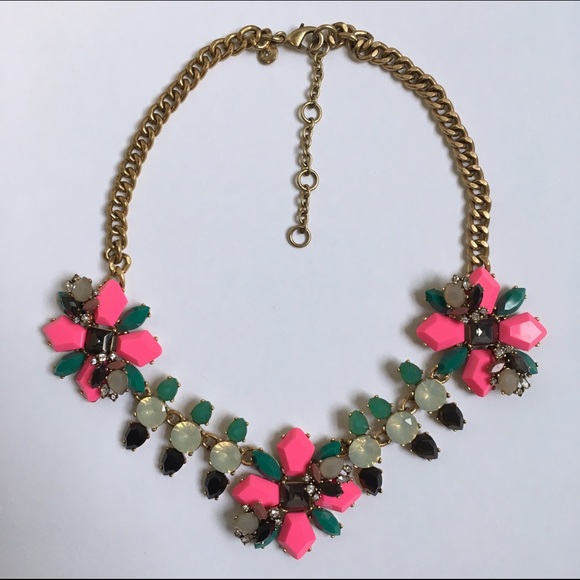 *** SOLD *** J. Crew Necklace - Picture 4 of 4