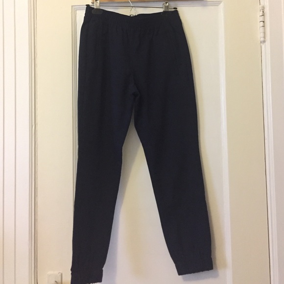 4P BANANA REPUBLIC DRAPEY DRESS PANT