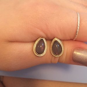 Purple/gray tear drop earrings