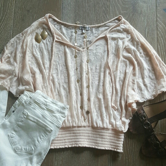 Express sheer top - Picture 1 of 4