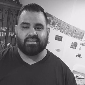 Meet your Posher, Luis