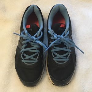 Nike flywire  size 9