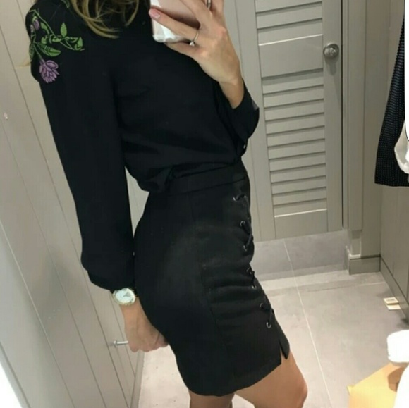Black Lace up Vegan Suede Mini Skirt - Picture 2 of 3