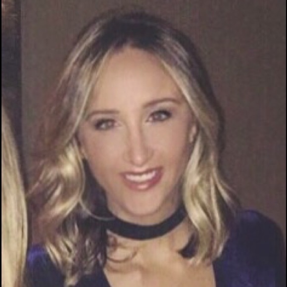 Meet your Posher, Jonelle