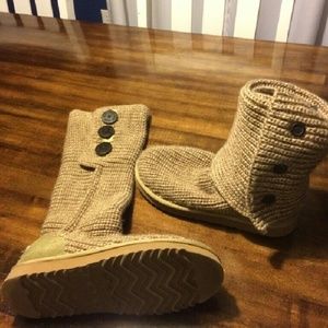 Ugg knit boots