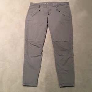Gap Skinny Mini Khakis