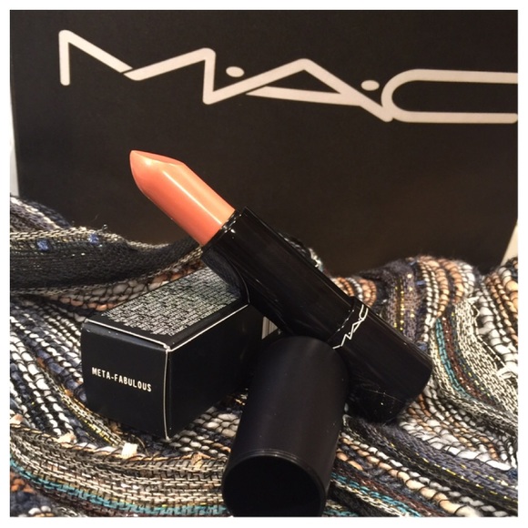 MAC META-FABULOUS Mineralize Rich Lipstick