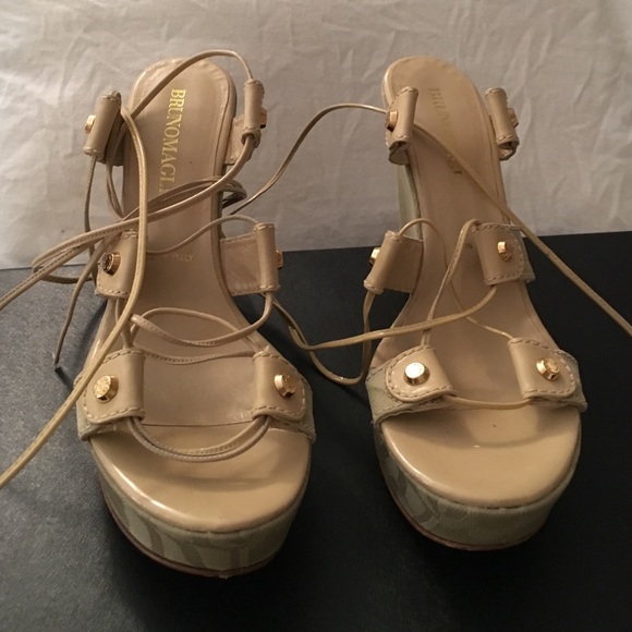 AUTHENTIC Bruno Magli wedges