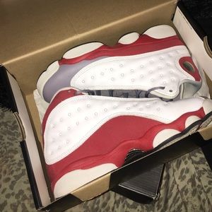 Air Jordan 13 True Red