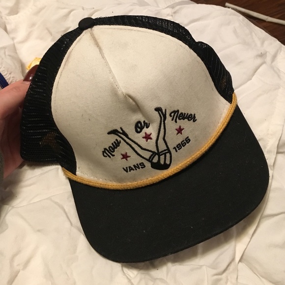 Vans trucker style SnapBack