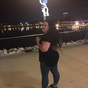 Meet your Posher, Gina beatriz