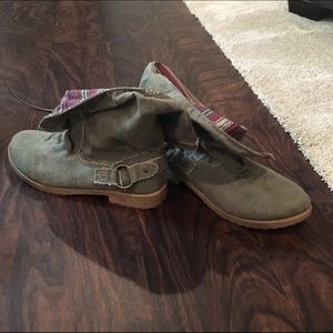 Army green shoes, worn twice