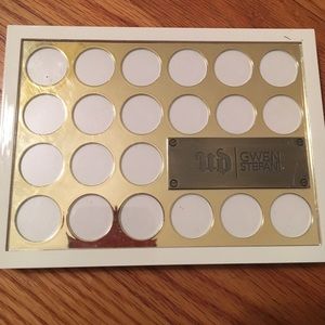 GUC Urban Decay Gwen Stefani Blush palette