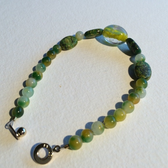 Glass and natural stone bracelet - Picture 2 of 4