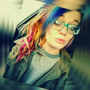 Meet your Posher, Ciara