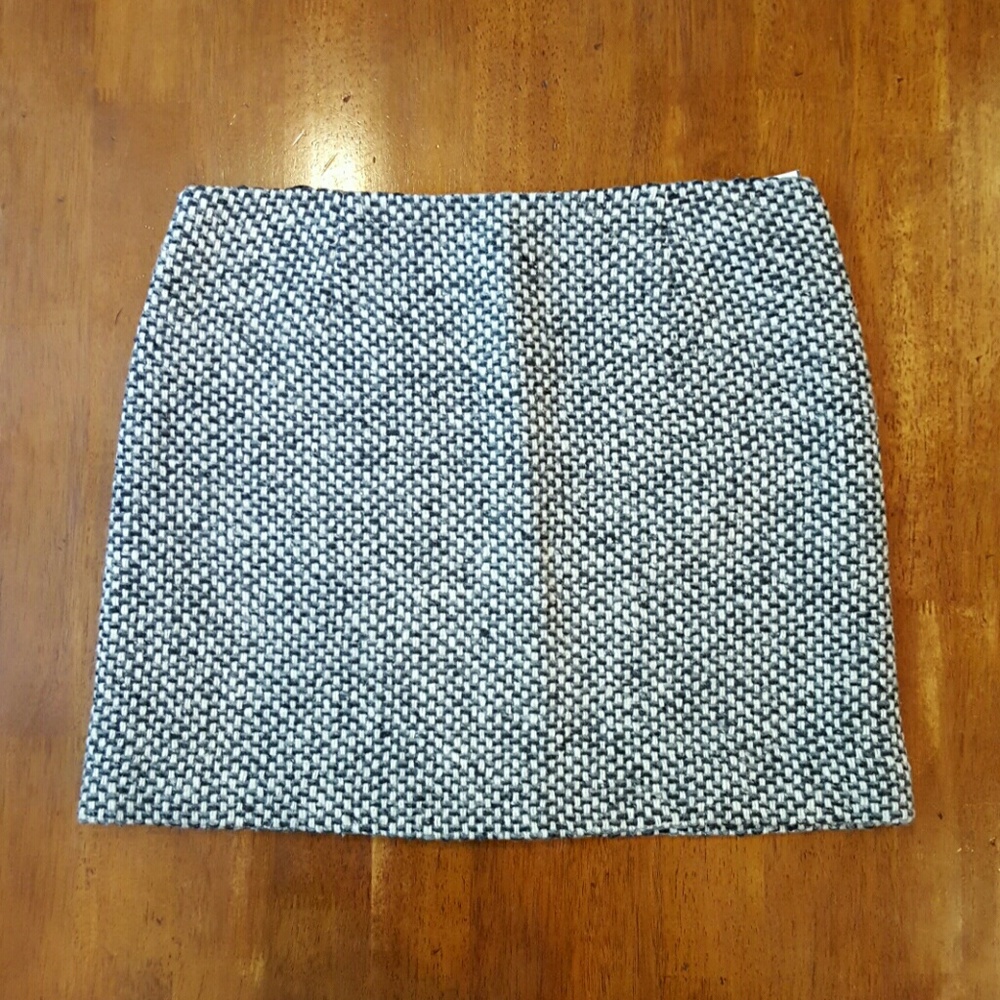 J. Crew chunky knit tweed skirt - Picture 2 of 4