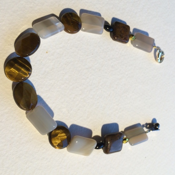Glass and natural stone bracelet - Picture 2 of 4