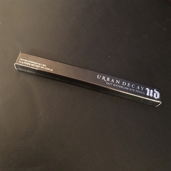 Urban Decay 24/7 Waterline eyeliner Color: Street