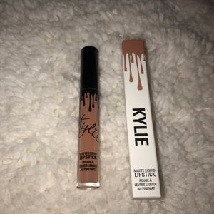 Kylie exposed single