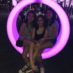 Meet your Posher, Sharon