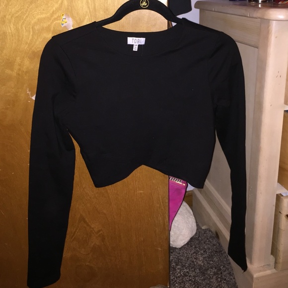 "Play by play crop top" from TOBI