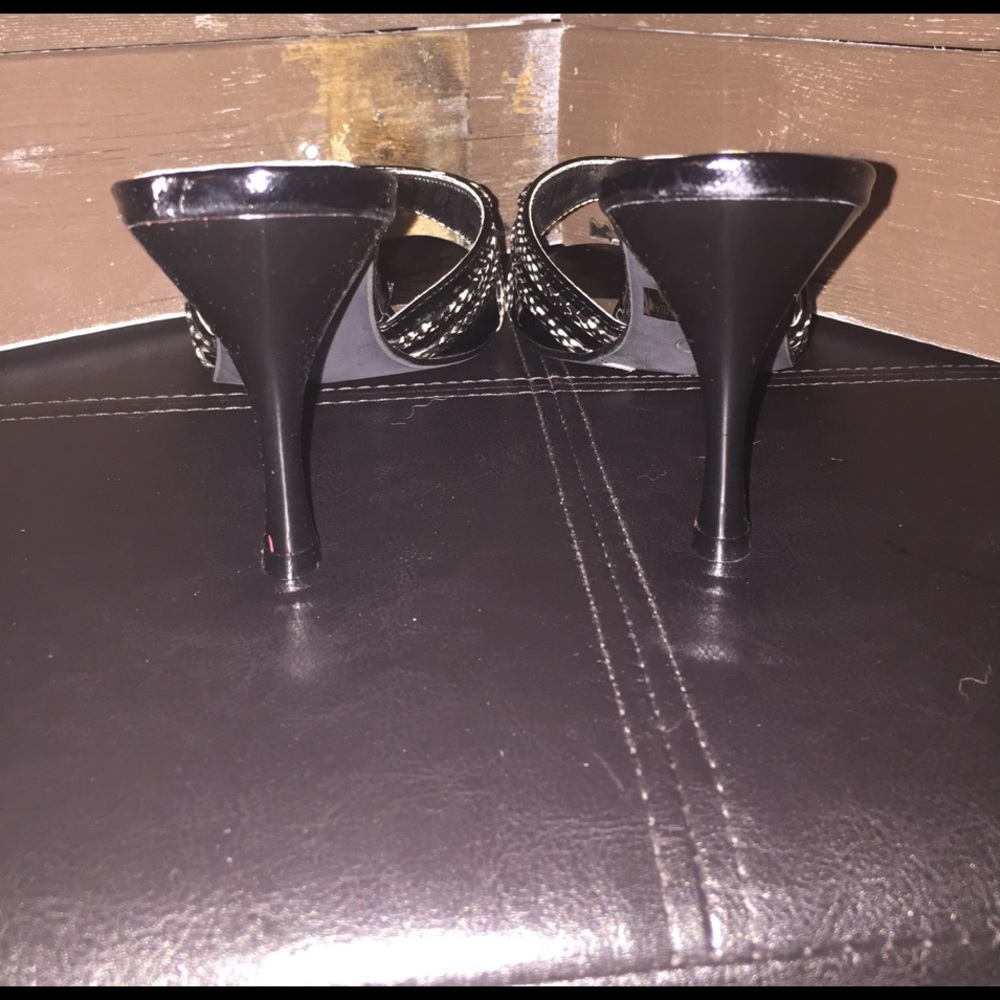 Designer Shoes - Picture 2 of 7