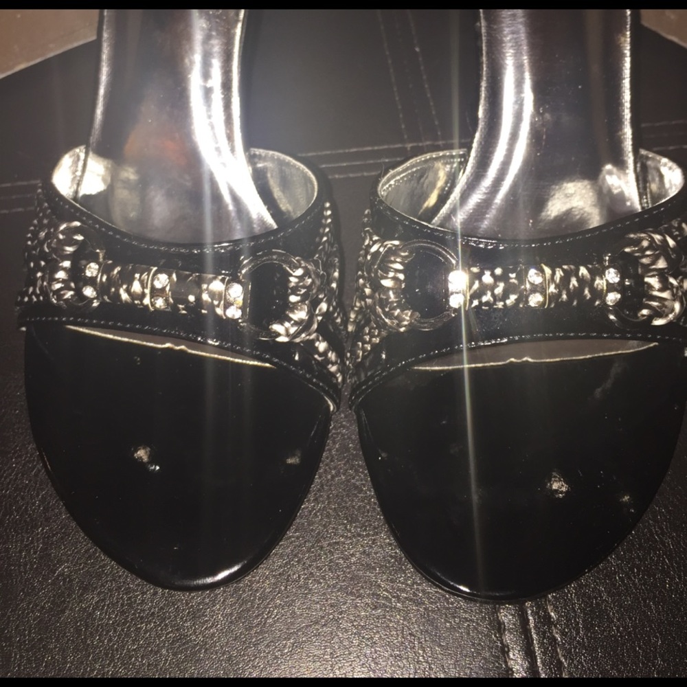 Designer Shoes - Picture 6 of 7