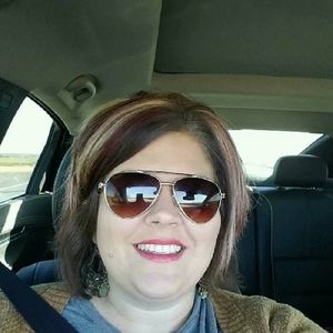 Meet your Posher, Keri