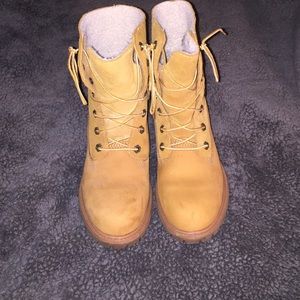 Fleece lined timberland boots