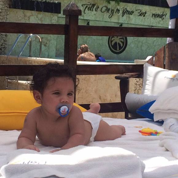 Meet your Posher, Carlos - Picture 1 of 1