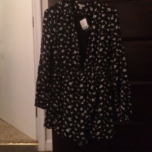 Floral dressy urban outfitters romper!