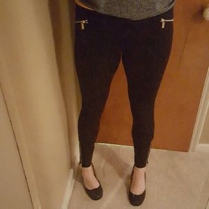H&M Black Leggings with Zipper Detail