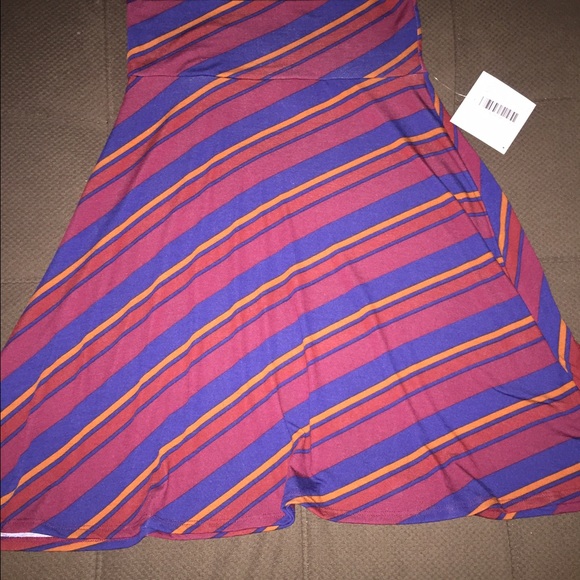 LULAROE Azure skirt!!!! AMAZING COLORS!