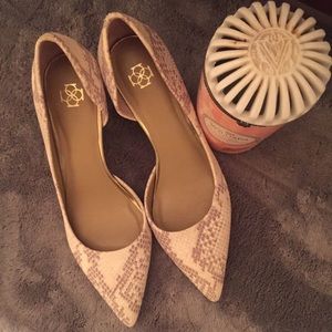 NWT Ann Taylor Snake Skin Heels!