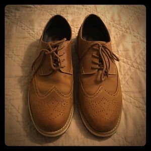 Men's leather wing tips