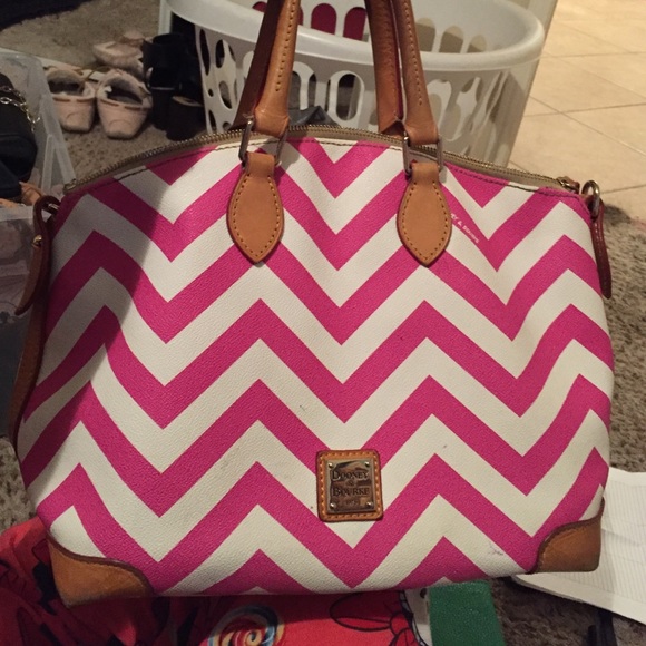 Dooney & Bourke purse - Picture 1 of 2